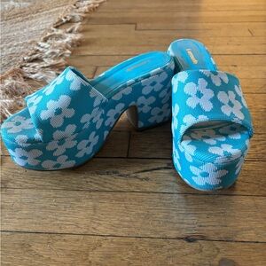 Larroude platforms in perfect condition! Never worn.